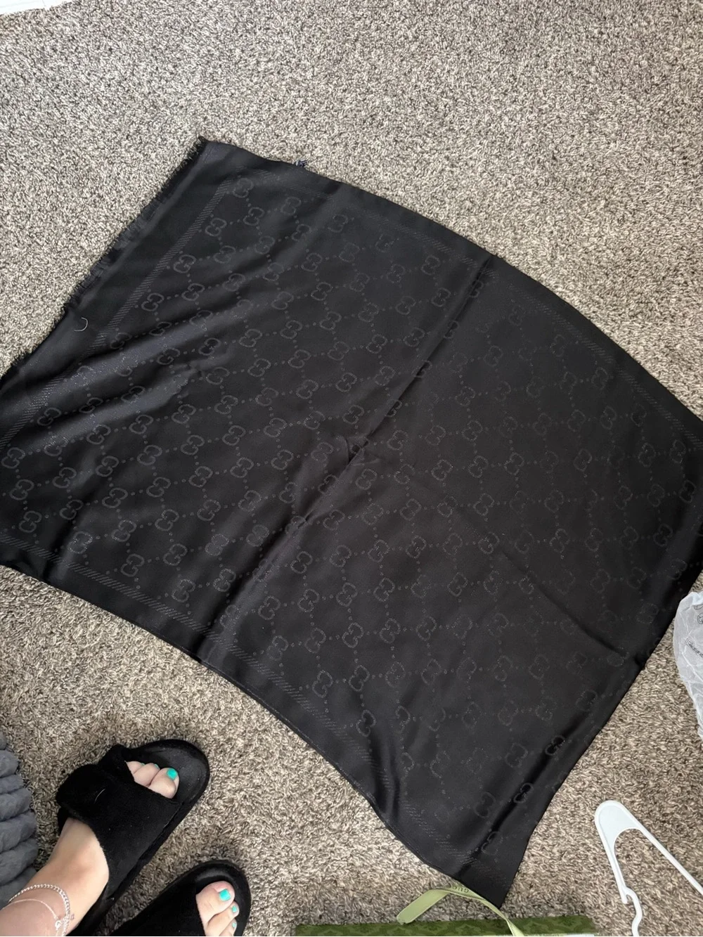 G u c c i  scarves  2 pieces